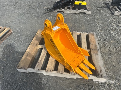 2025 GIYI GY-BK 12 in Digging Excavator Bucket - Fits Cat 305 (Unused)