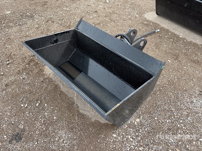 2025 GIYI GY-D5T 36 in Cleanup Tilting Excavator Bucket - Fits Cat (Unused)