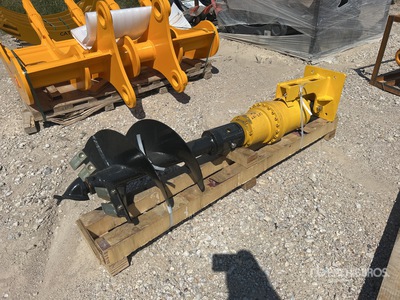 2025 GIYI Excavator Auger - Fits Car 307 (Unused)