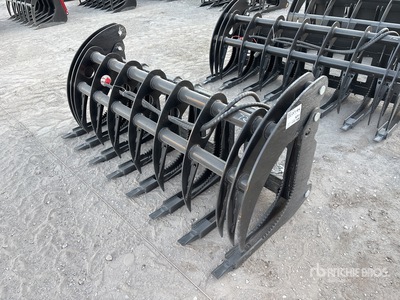 2025 GIYI GYCLG72C 72 in Skid Steer Root Rake (Unused)