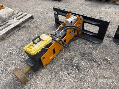 2025 GIYI GY-D680 Skid Steer Post Driver (Unused)
