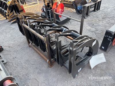 2025 GIYI GYCLG72C 72 in Skid Steer Root Rake (Unused)