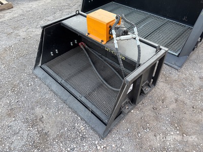 2025 GIYI GY-MVB43 43 in Mini Vibrating Pala Cribadora para Minicargadora (Unused)