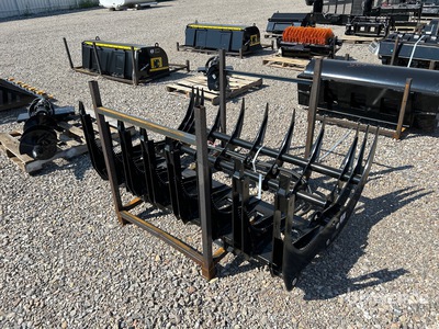 2025 GIYI GYCLG72C 72 in Log Skid Steer Grapple Bucket (Unused)