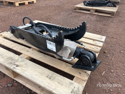 2025 GIYI GY-XJ5T Hydraulic Excavator Thumb - Fits Cat 3 - 5 ton (Unused)
