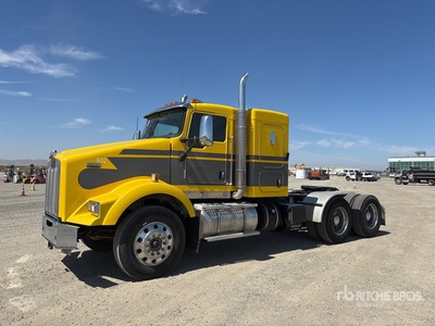 2015 Kenworth T800 6x4 T/A Sleeper Truck Tractor