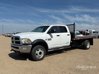2015 Ram 5500 4x4 Crew Cab Camión Caja Abierta