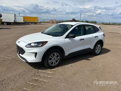2021 Ford Escape AWD を見 SUV