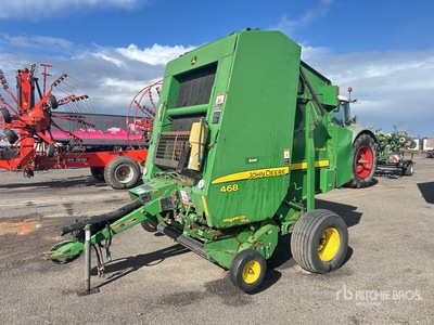 John Deere 468 Enfardadora cilíndrica
