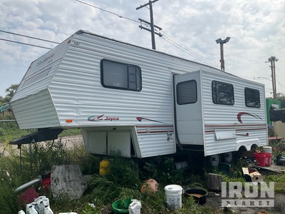 1998 Jayco Eagle 29 ft 6 in T/A Travel Trailer