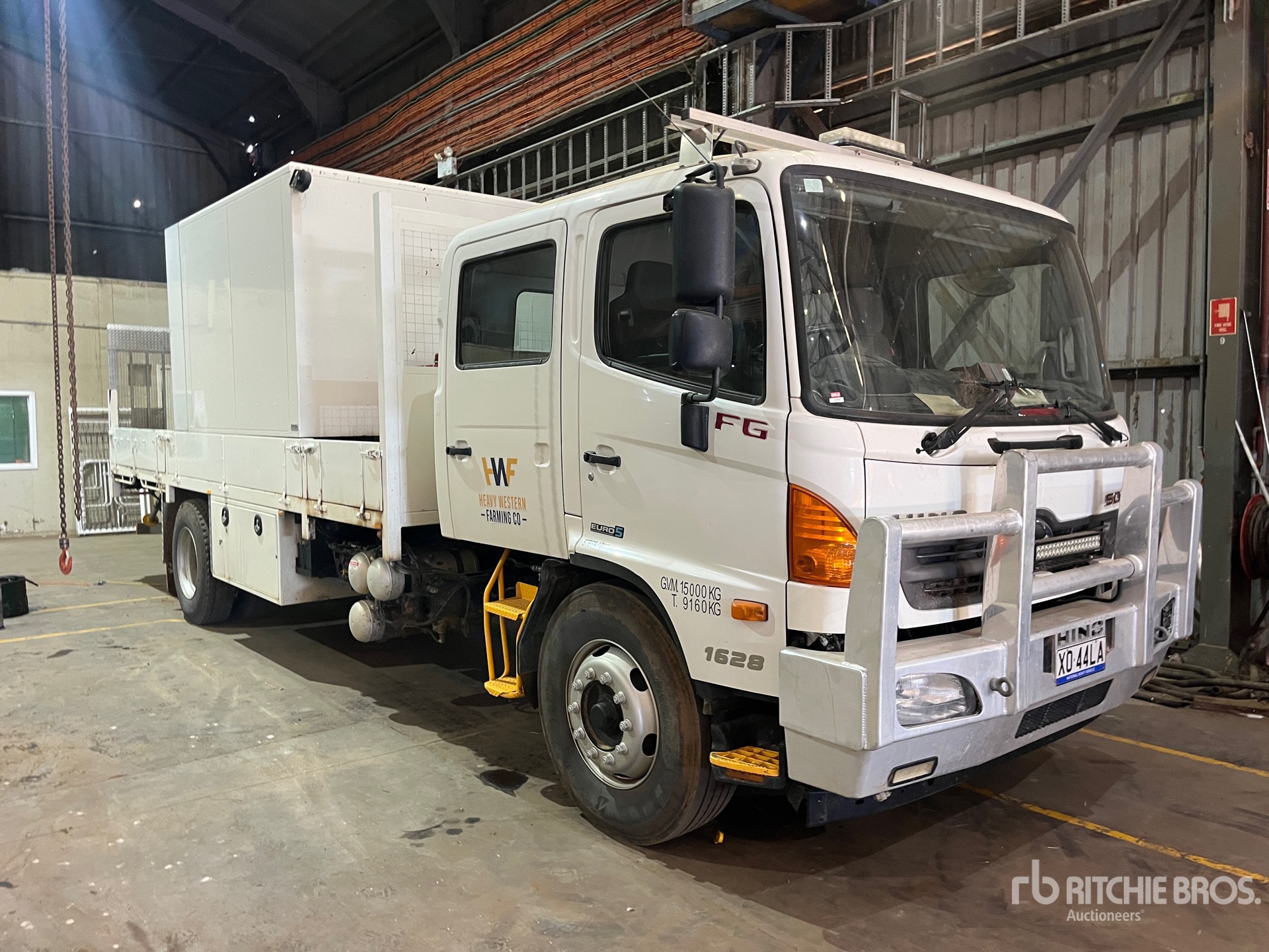 2017 Hino FG 4x2 Crew Cab Service Truck