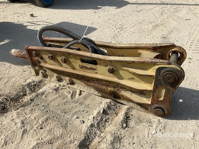 NTK Hydraulic Breaker - Fits 20 ton excavators