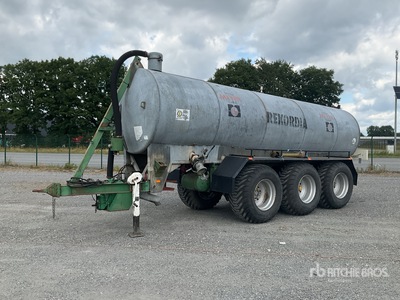 1987 Meyer-Lohne VW 18000 Tri/A Liquid Manure Spreader