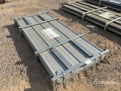 Quantity of (100) 2025 KJ K0307 7 ft Galvalume Corrugated Stalen platen (Unused)