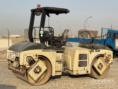 Ingersoll Rand DD-70HF Double Drum Roller