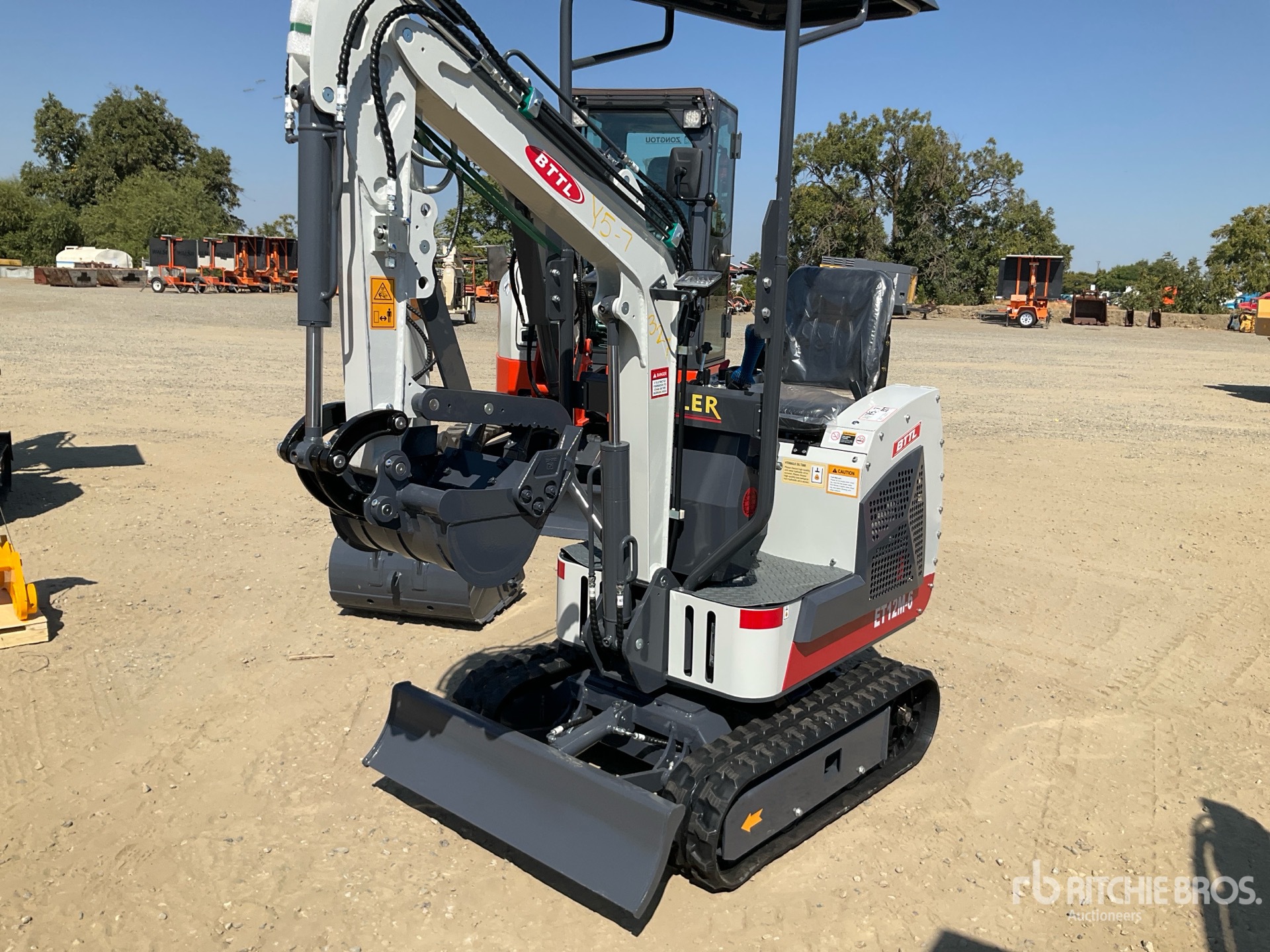 2025 BTTL BTTL12 Mini Excavator (Unused)