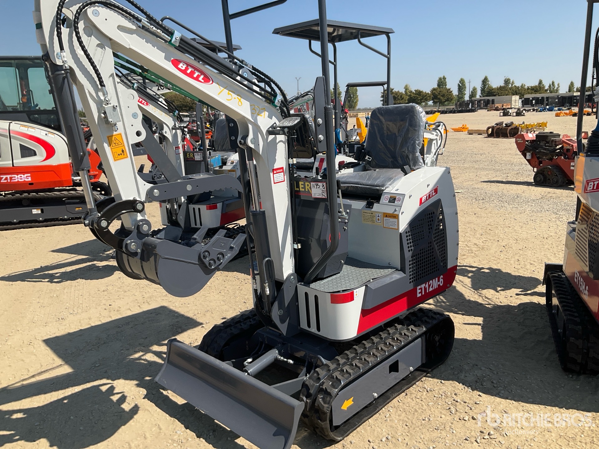 2025 BTTL BTTL12 Mini Excavator (Unused)
