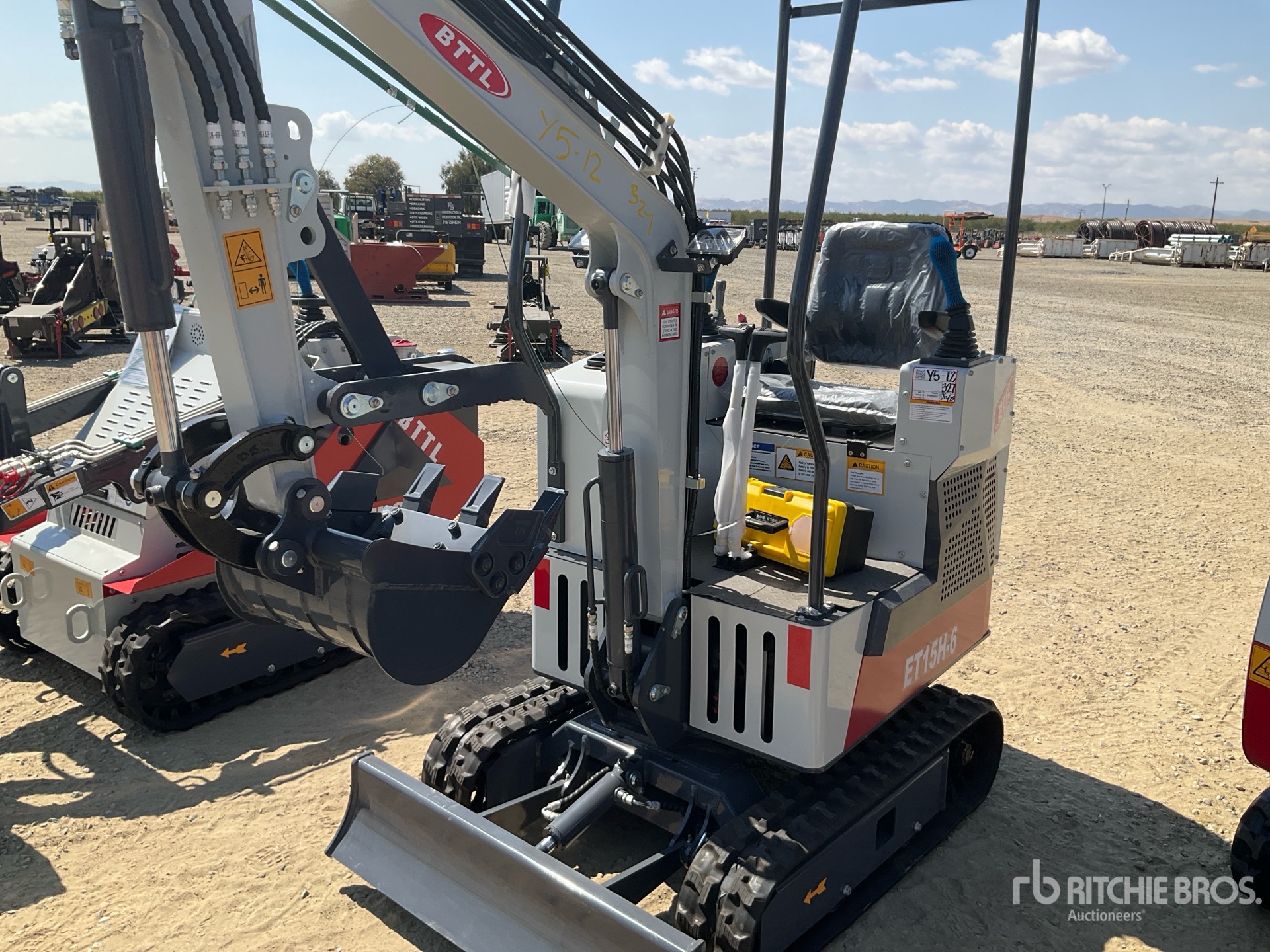 2025 BTTL BTTL15 Mini Excavator (Unused)