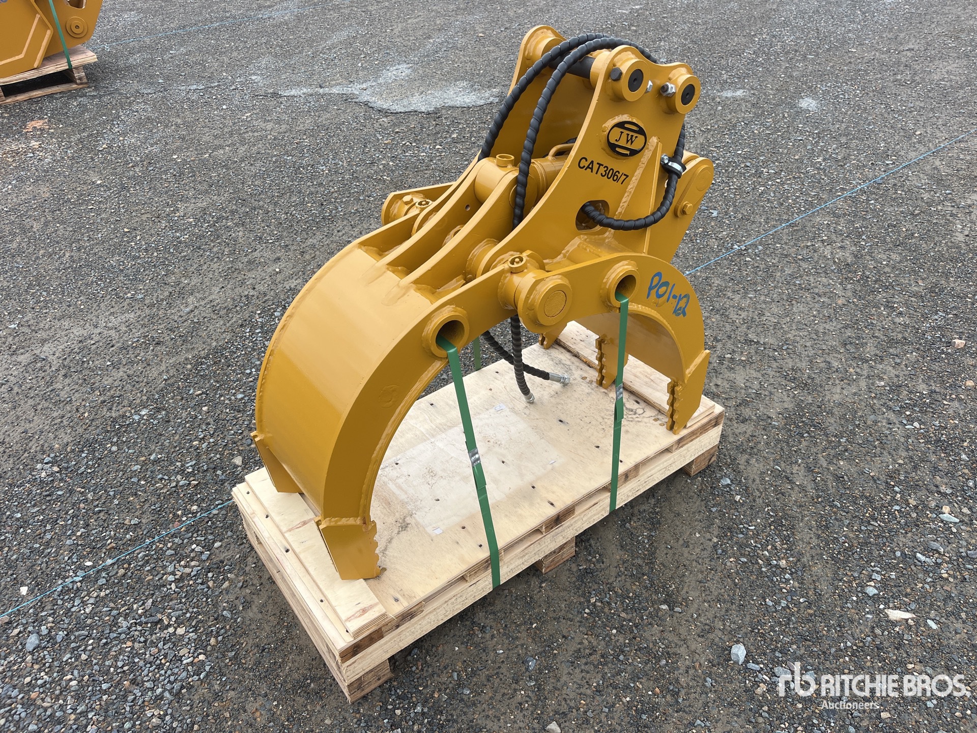 2025 JW ASC30 Q/C Excavator Grapple - Fits 1 - 3 Ton (Unused)