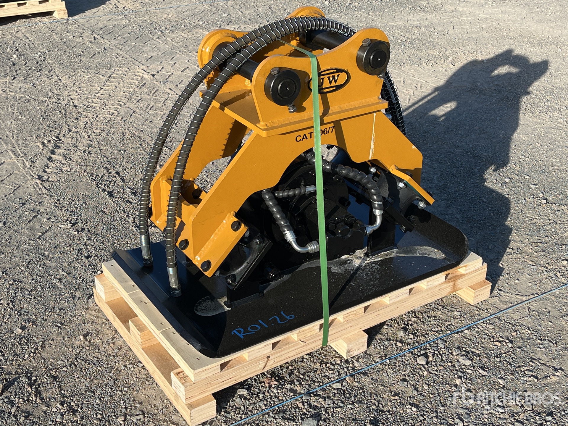 2025 JW JW04EC 560 mm Hydraulic Plate Compactor - Fits 4 - 8 Ton (Unused)