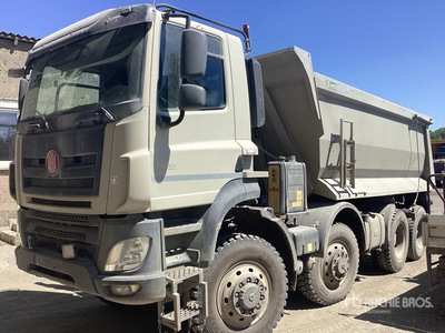 2019 Tatra Phoenix 73 Tri/A Dump Truck