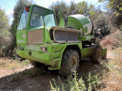 2014 Merlo DBM 2500 EV 4x4 Auto Betonniere ミキサートラック