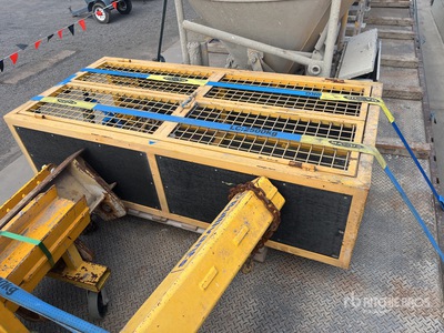 Crate ادوات صناعية متنوعة
