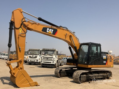 2018 Cat 320D2 Excavatrice sur chenilles