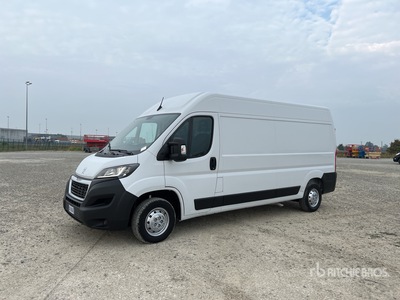 2021 Peugeot Boxer 333 L3H2 2.2 BLUEHDI 140CV S&S Furgoneta caja cerrada