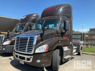 2017 Freightliner Cascadia 113 4x2 Cabina per trattore stradale 2 assi