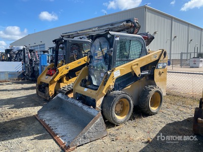 2018 Cat 226D شاحنة جرافة