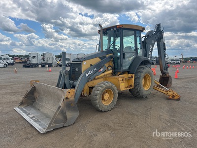 2007 John Deere 410J 4x4 Retroexcavadora