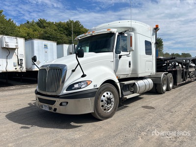 2013 International Prostar+113 6x4 Autocarro trasporto automobili