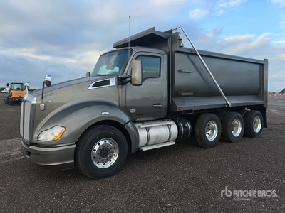 2014 Kenworth T680 8x4 Tri/A Dump Truck