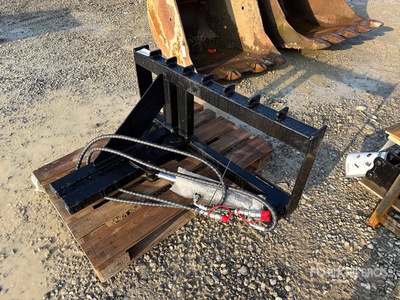 2025 GIYI TP25 Skid Steer Post Puller (Unused)