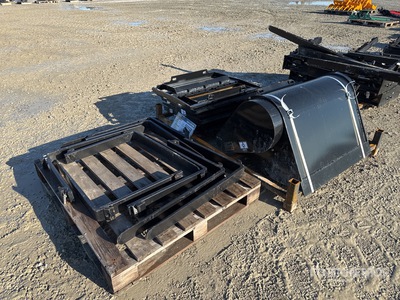 2025 GIYI Mixing Bucket & Qty of Forks (Unused)