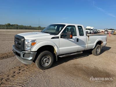 2012 Ford F-350 XL 4x4 Extended Cab Pickup