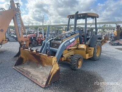 2013 John Deere 310K 4x4 Retroexcavadora