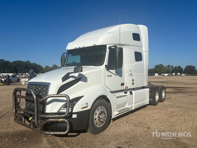 2019 Volvo VNL760 6x4 3- Achs Sattelzugmaschine mit Schlafkabine