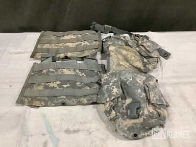(185) M4 Three Mag Pouches & (128) General Purpose Canteen Pouches
