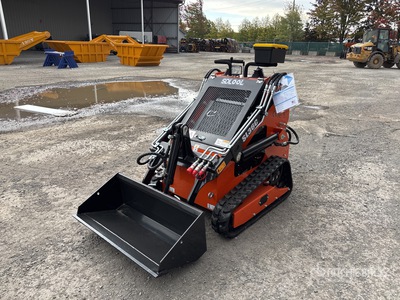2025 SDLOOL SL36C Mini Skid Steer Loader (Unused)