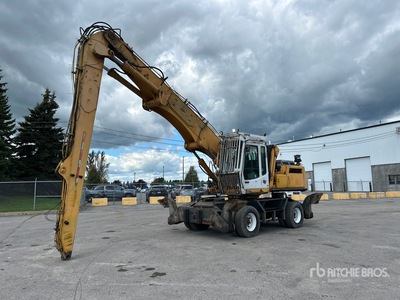 2002 Liebherr A934C Wheel Material Handler