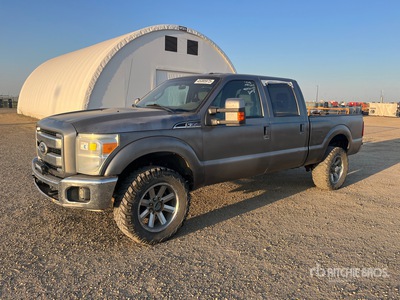 2011 Ford F-350 XLT 4x4 Crew Cab Pickup