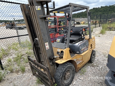 Cat GP25 Forklift