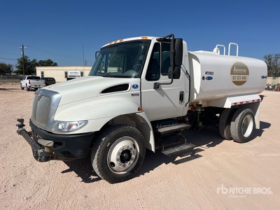 2015 International 4300 SBA 4x2 Water Truck