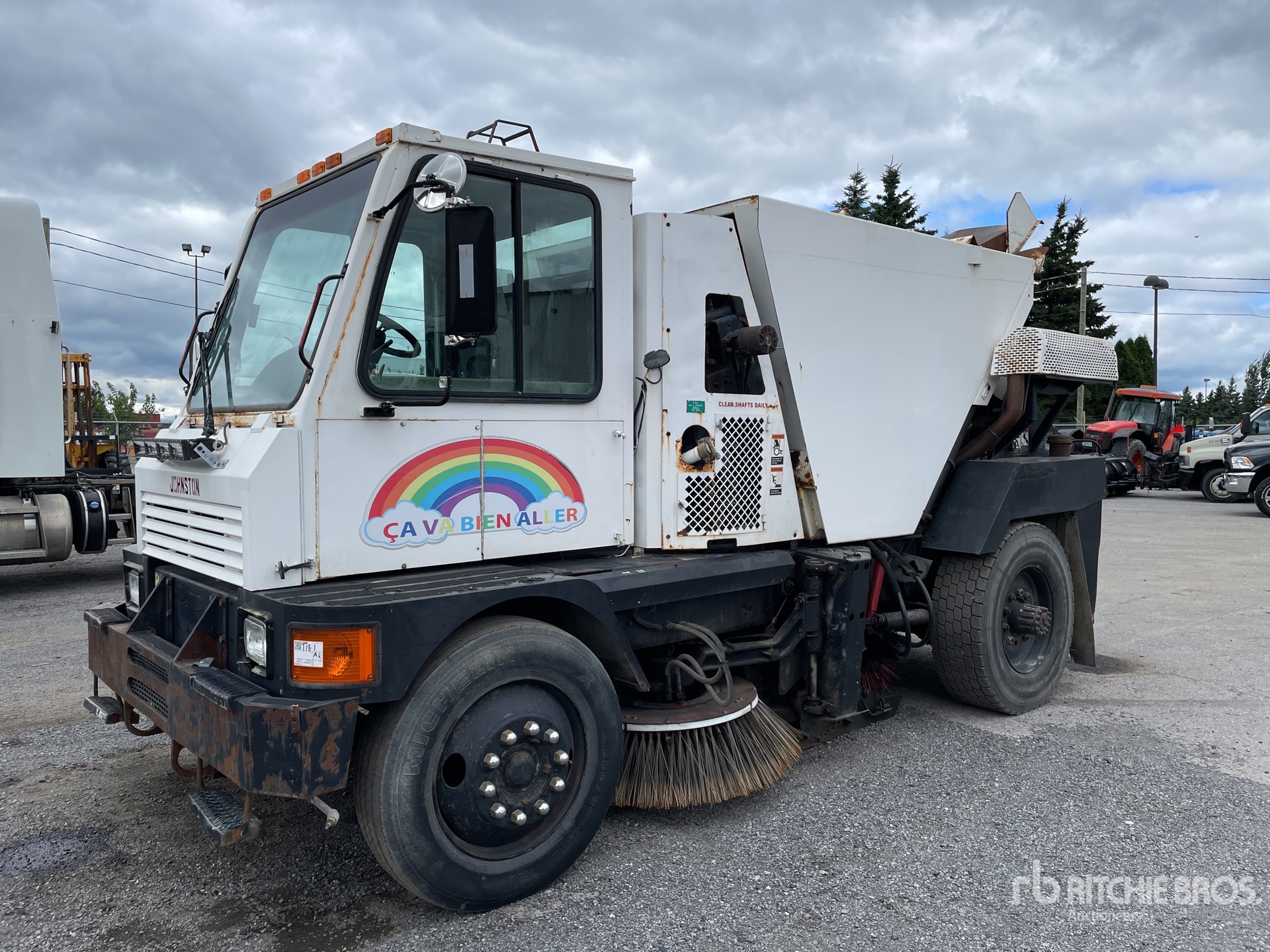 2000 Johnston Street Sweeper on 2000 Johnston Sweeper Truck