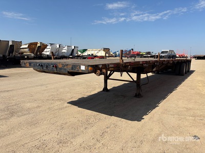 2009 Fontaine 53 ft Tri/A Flatbed Trailer