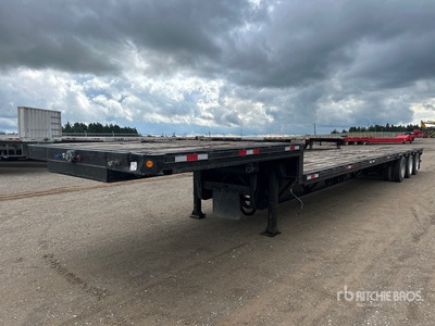 2009 Manac 53 ft Tri/A Stufendeck-Anhänger