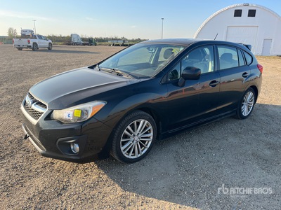 2013 Subaru Impreza AWD سيارة