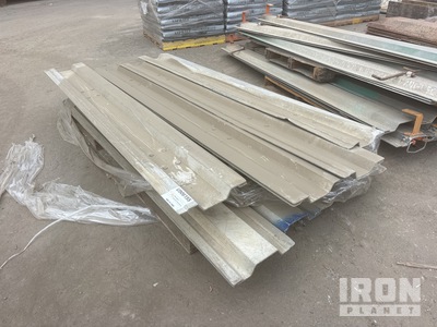 Quantity of (6) 8 ft End Brace Rail